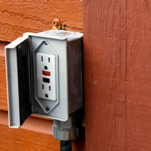 Outdoor Weatherproof Outlet Setup